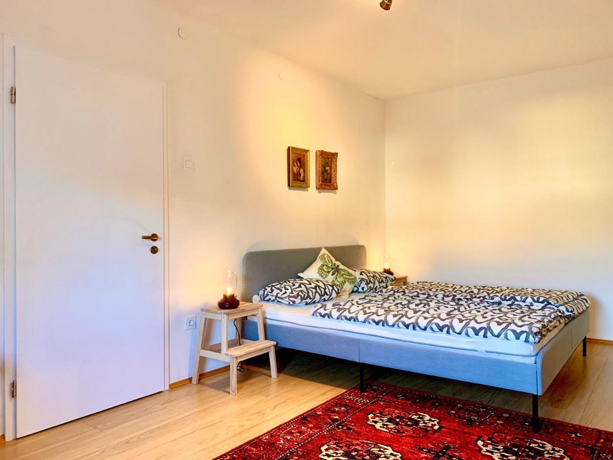 Elegant City Apartment - By Nahuen Suites غراتس المظهر الخارجي الصورة
